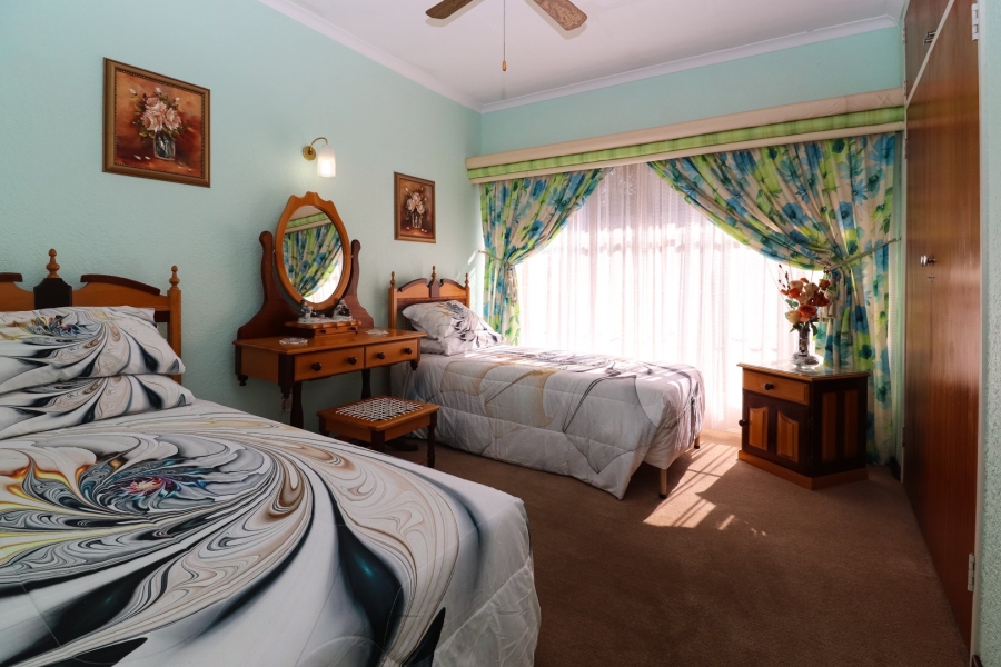 3 Bedroom Property for Sale in Flamwood North West